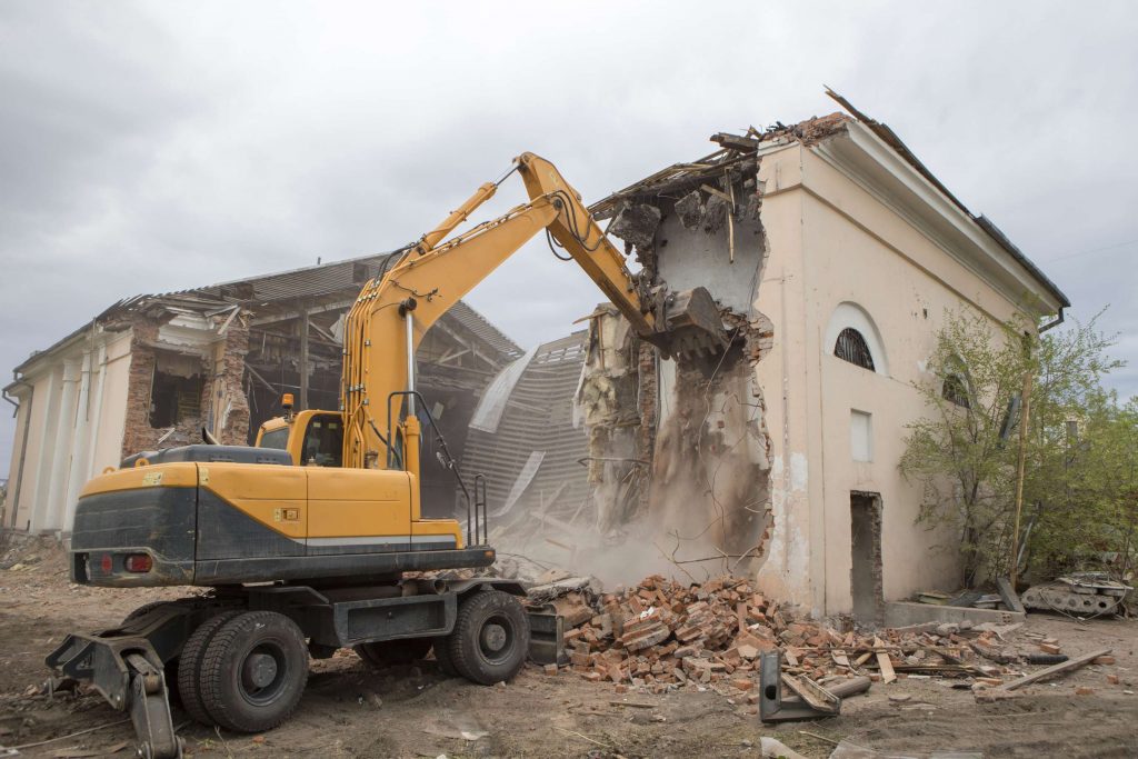 demolition selective deconstruction